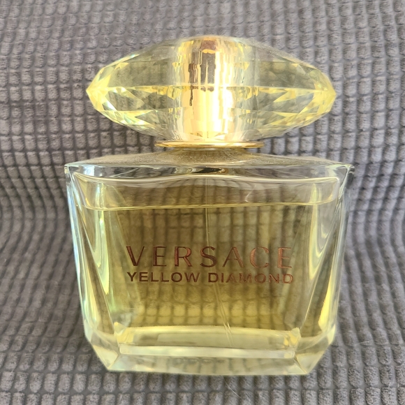 Versace Yellow Diamond EDT 6.7 oz. - Picture 3 of 6